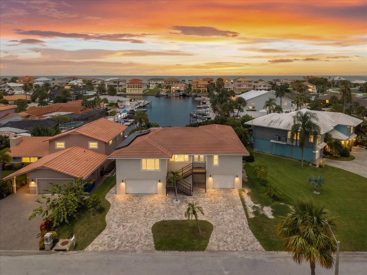 Single Family Residence em NEW PORT RICHEY, FL - Daniel Dourado