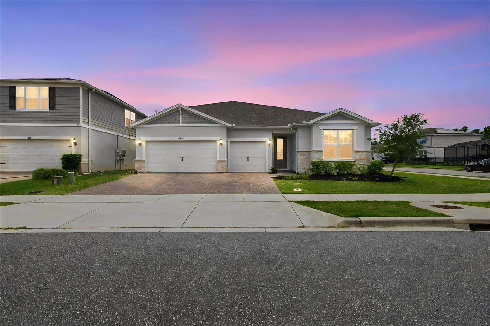 Single Family Residence em WINTER GARDEN, FL - Daniel Dourado