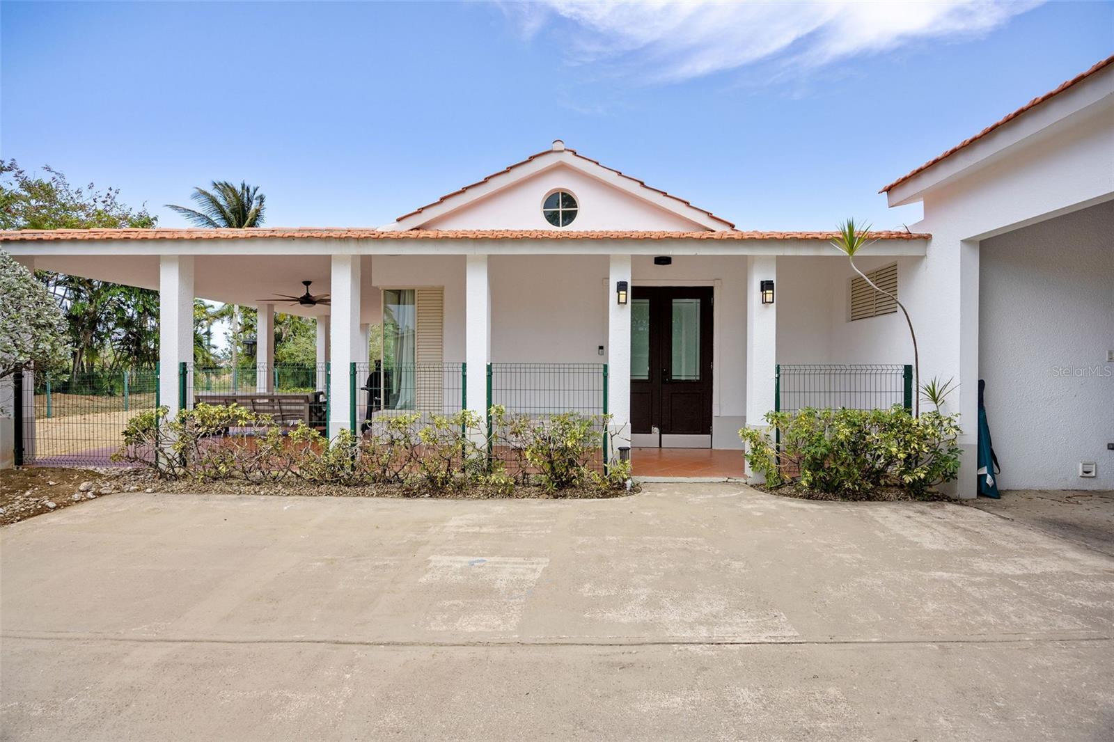 Single Family Residence in DORADO, PR - Daniel Dourado