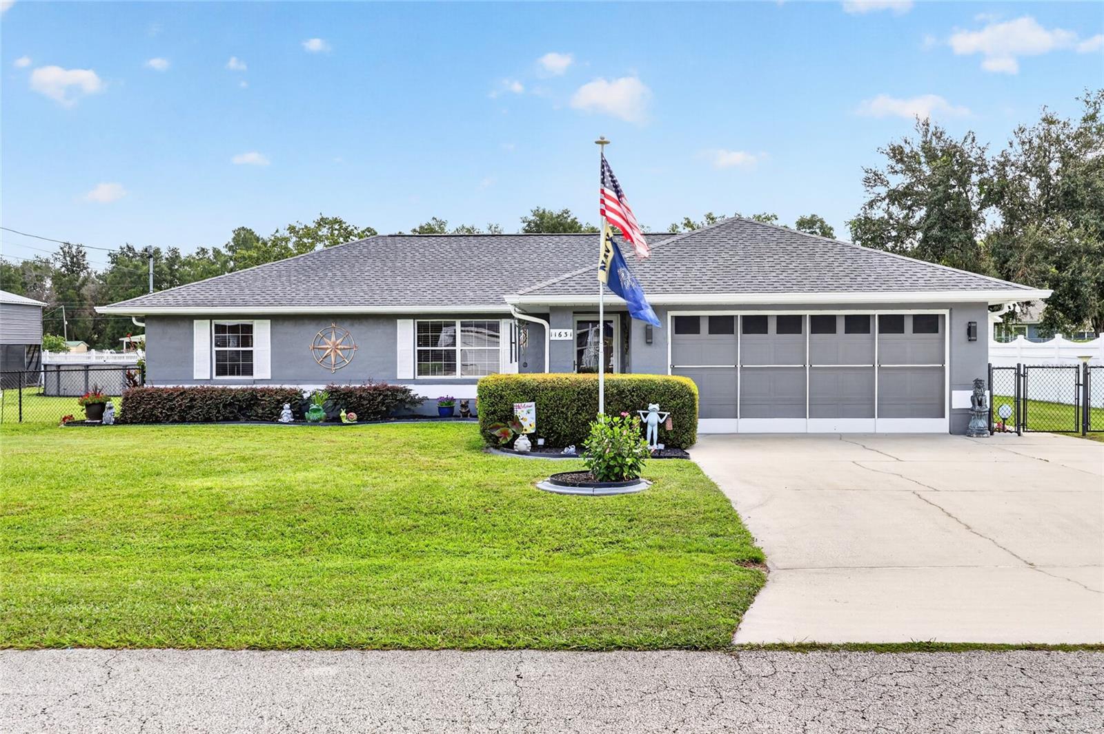 Single Family Residence em BELLEVIEW, FL - Daniel Dourado