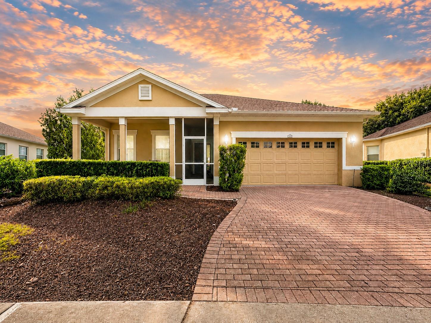 Single Family Residence em GROVELAND, FL - Daniel Dourado