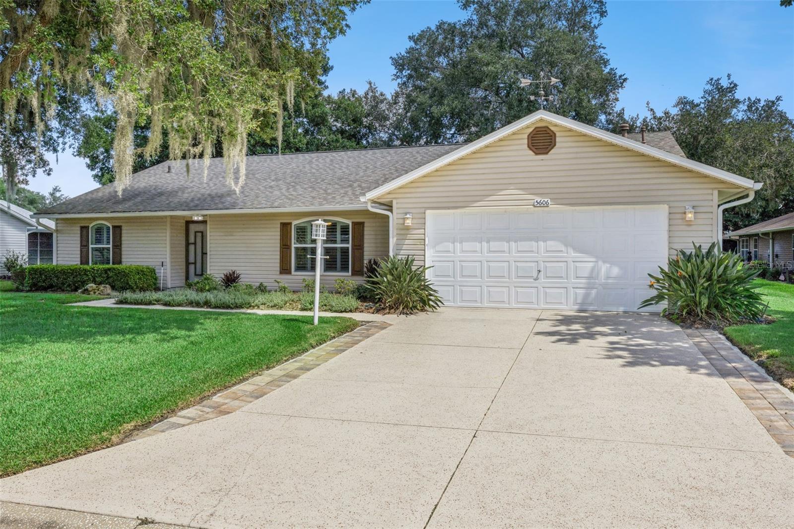 Single Family Residence em LEESBURG, FL - Daniel Dourado