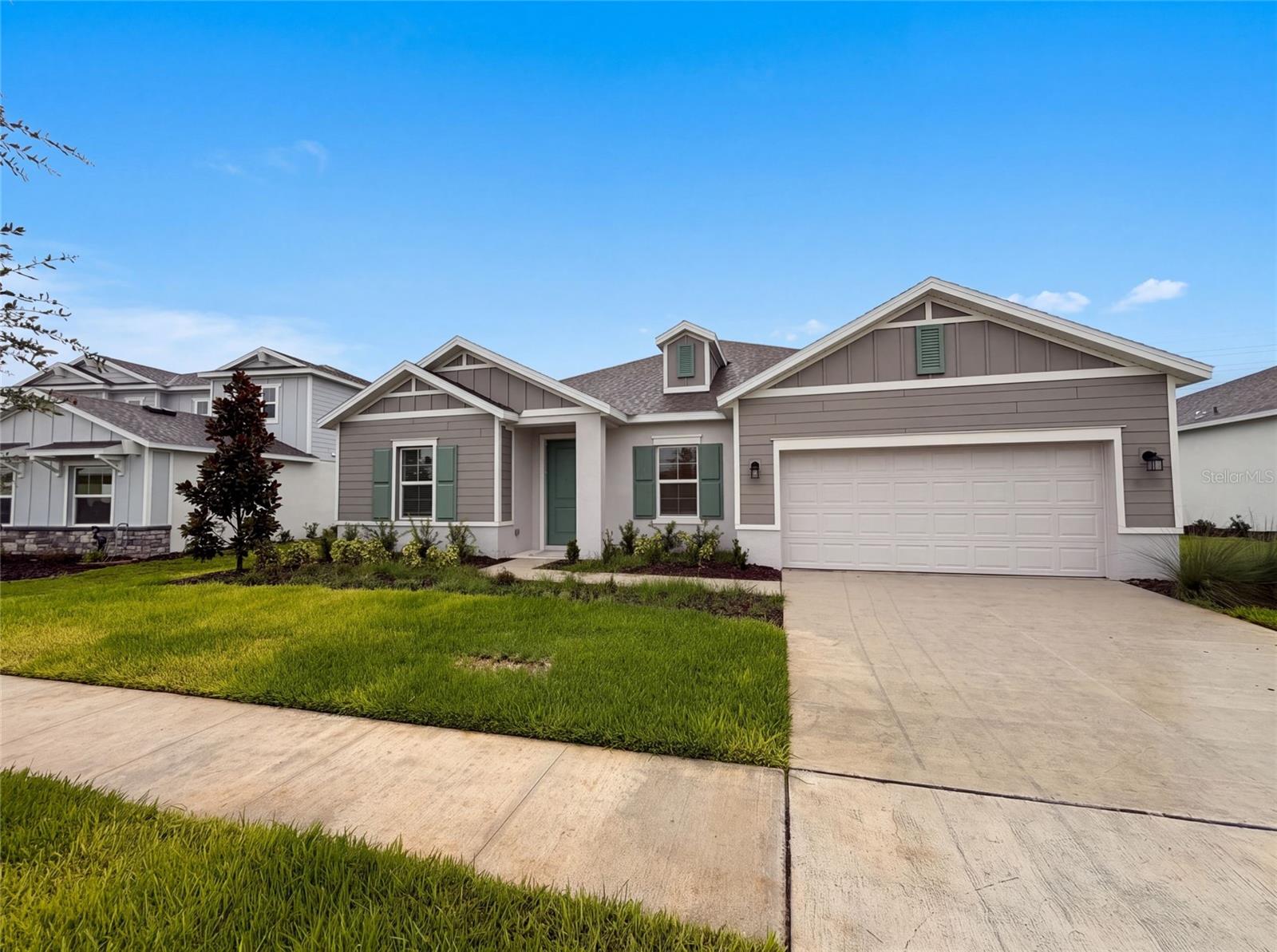 Single Family Residence in GROVELAND, FL - Daniel Dourado
