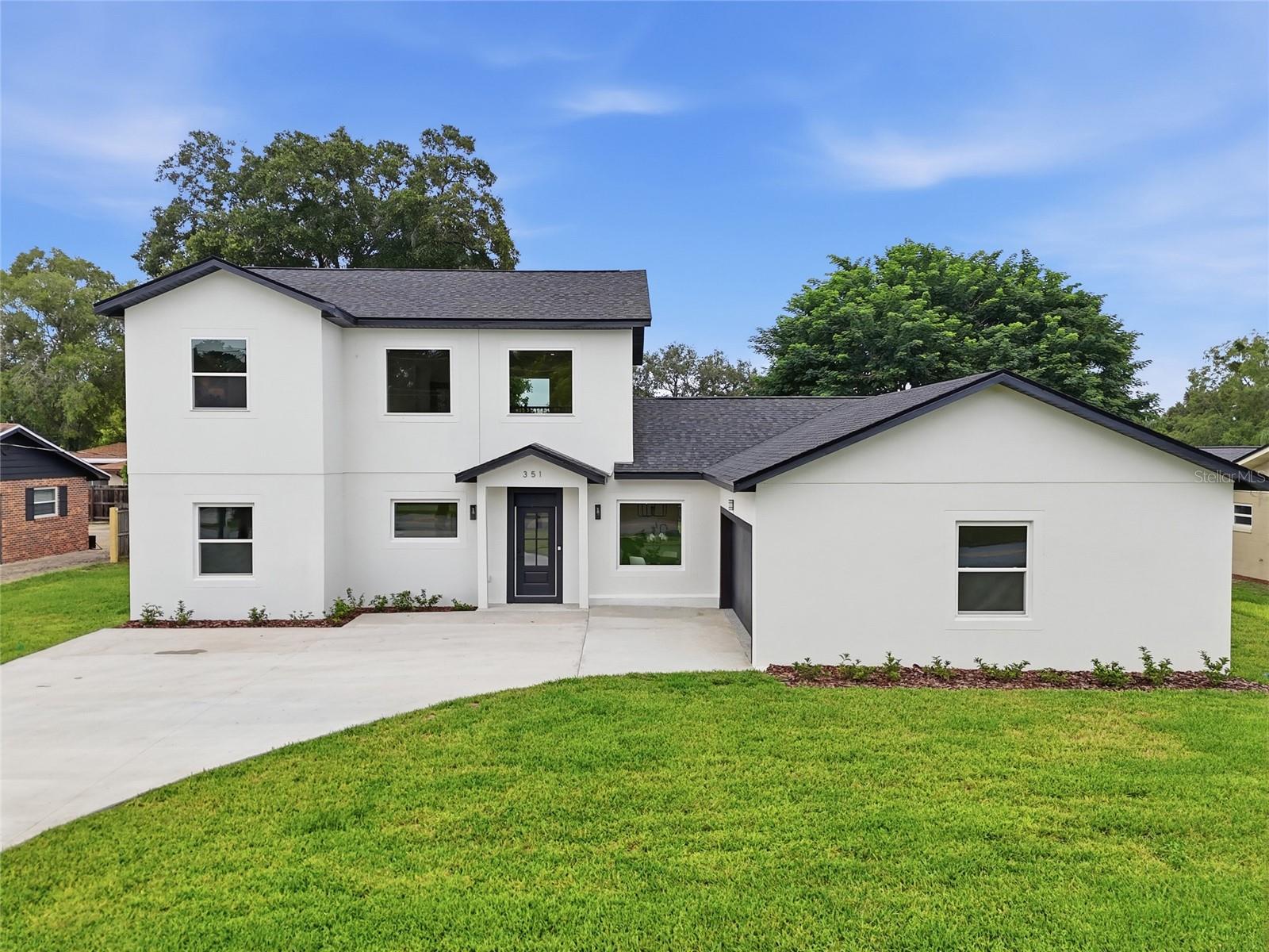Single Family Residence in LONGWOOD, FL - Daniel Dourado