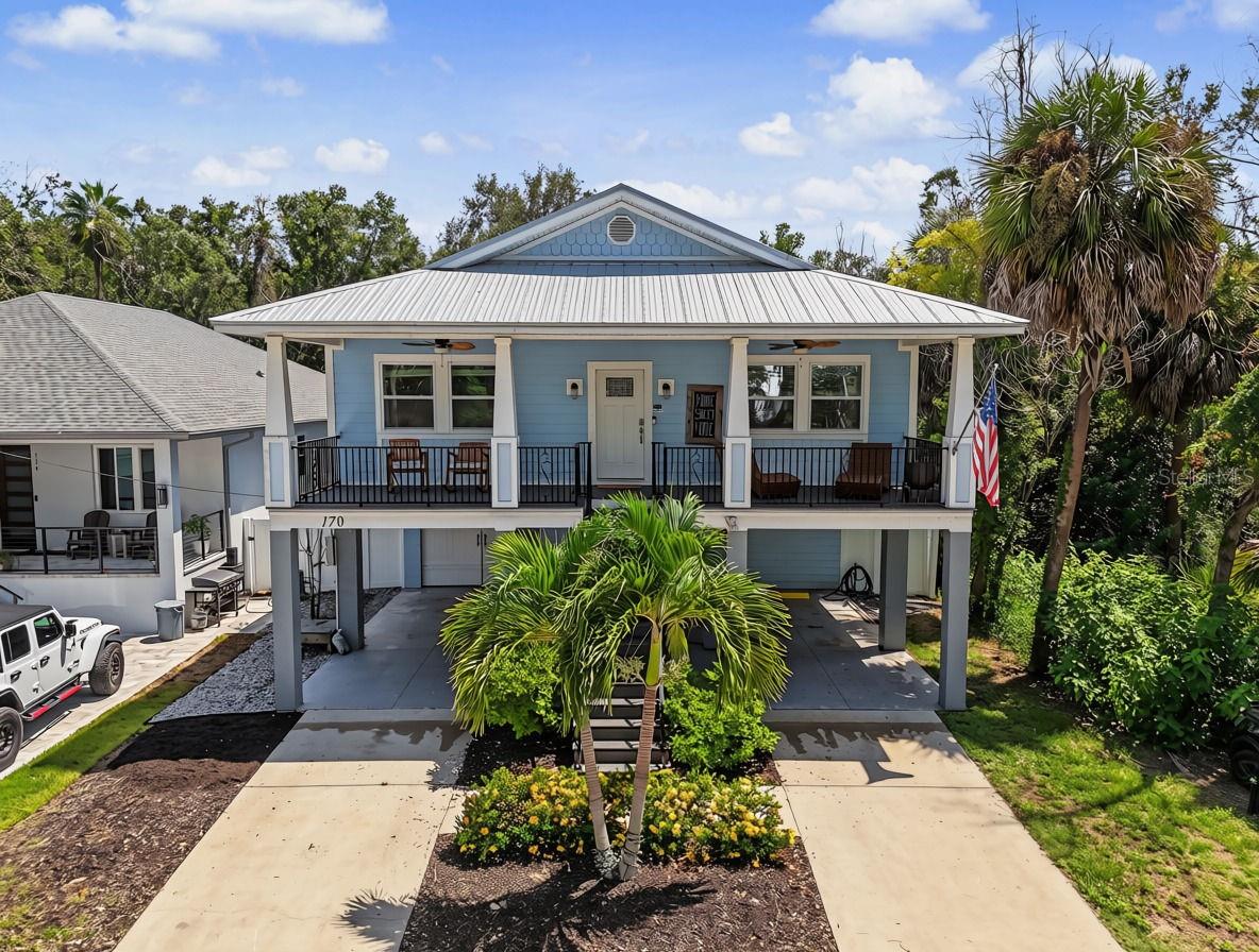 Single Family Residence in TARPON SPRINGS, FL - Daniel Dourado