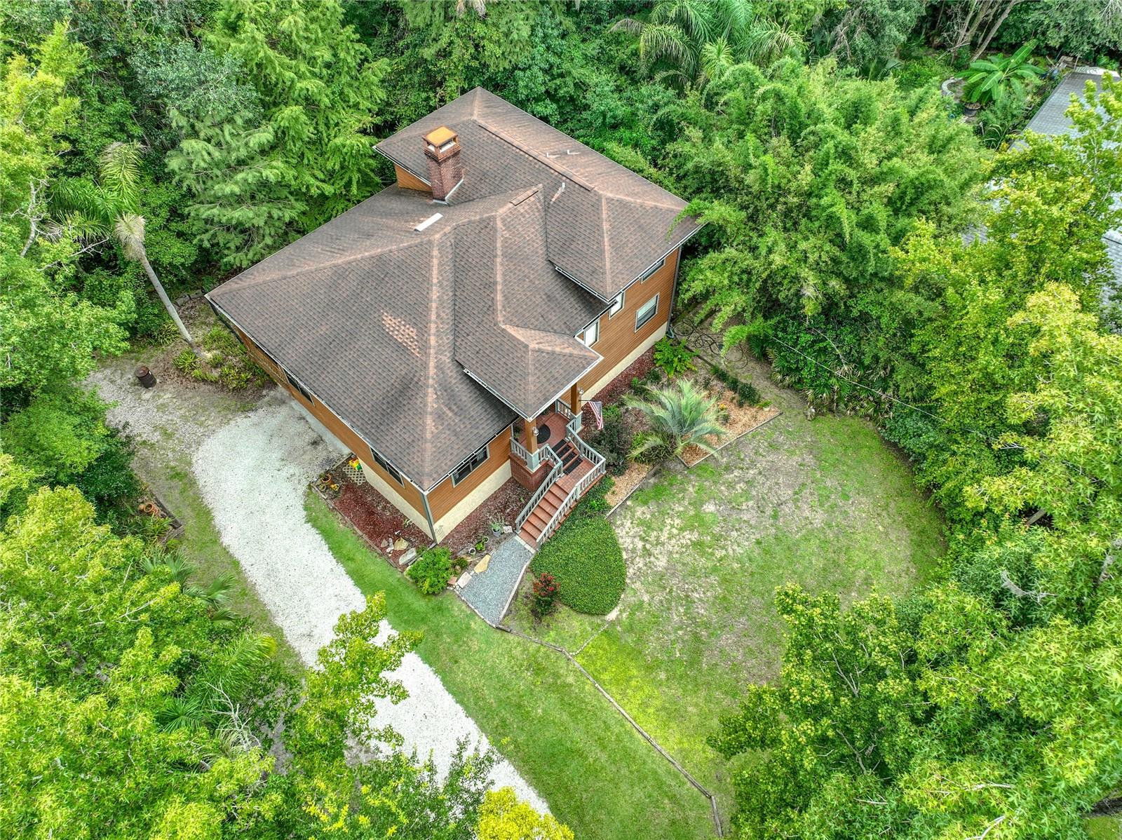 Single Family Residence em SORRENTO, FL - Daniel Dourado