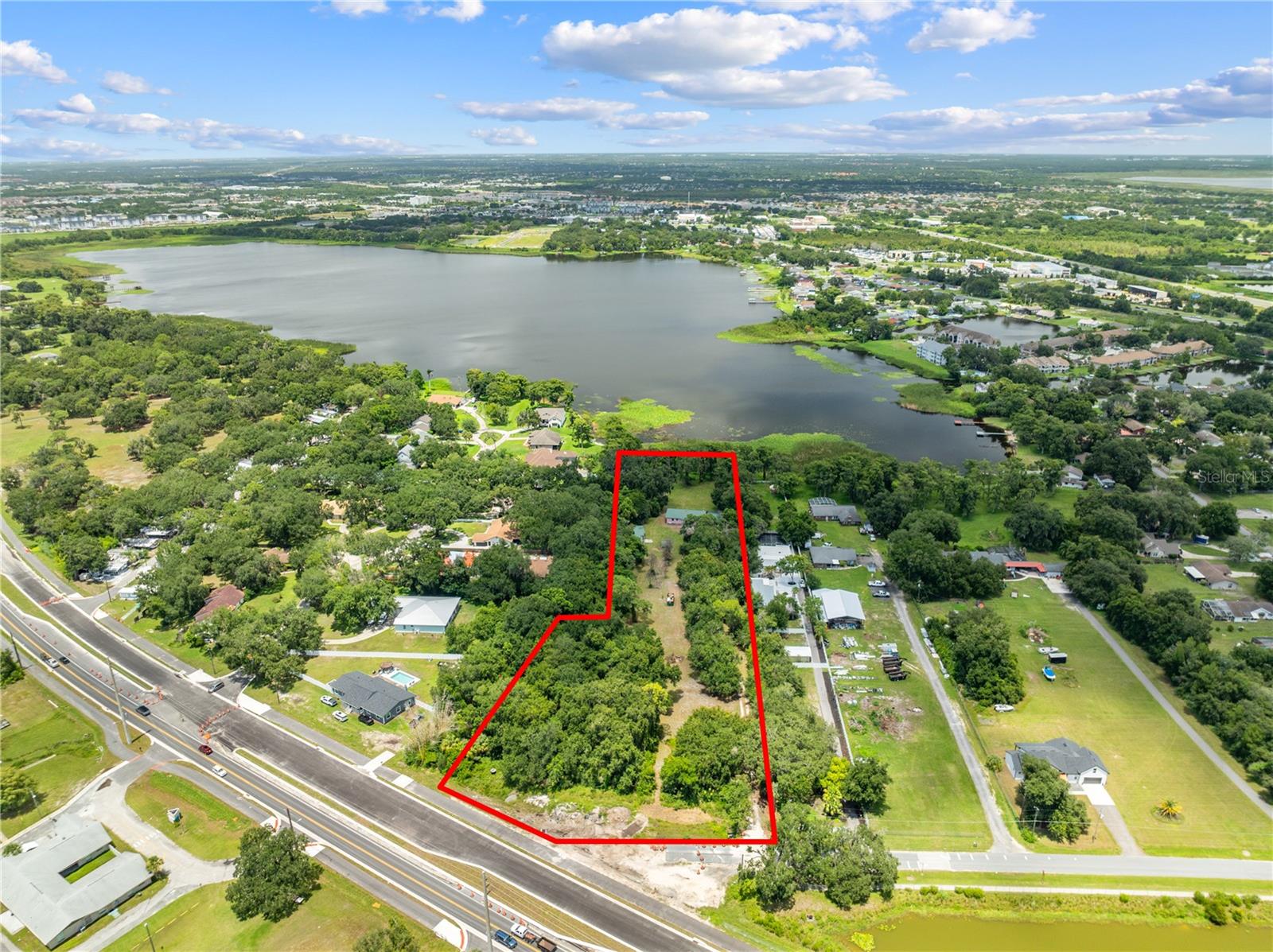 Single Family Residence em KISSIMMEE, FL - Daniel Dourado