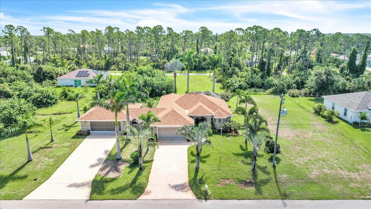Single Family Residence in ROTONDA WEST, FL - Daniel Dourado