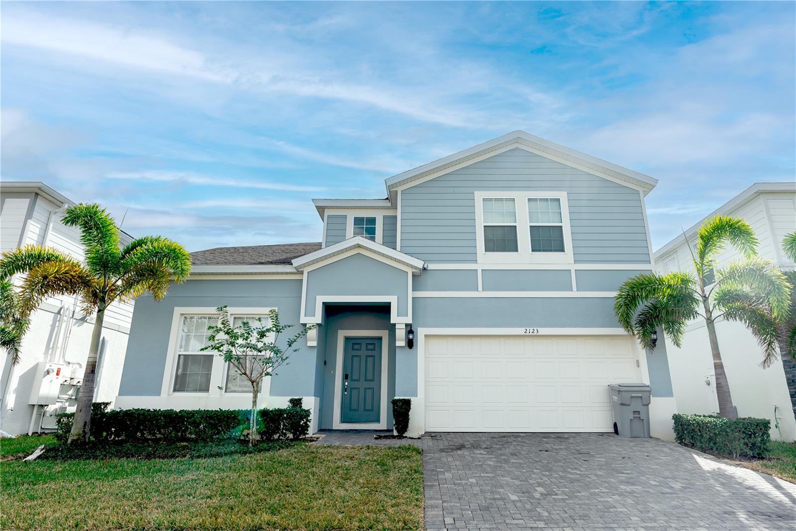 Single Family Residence in DAVENPORT, FL - Daniel Dourado