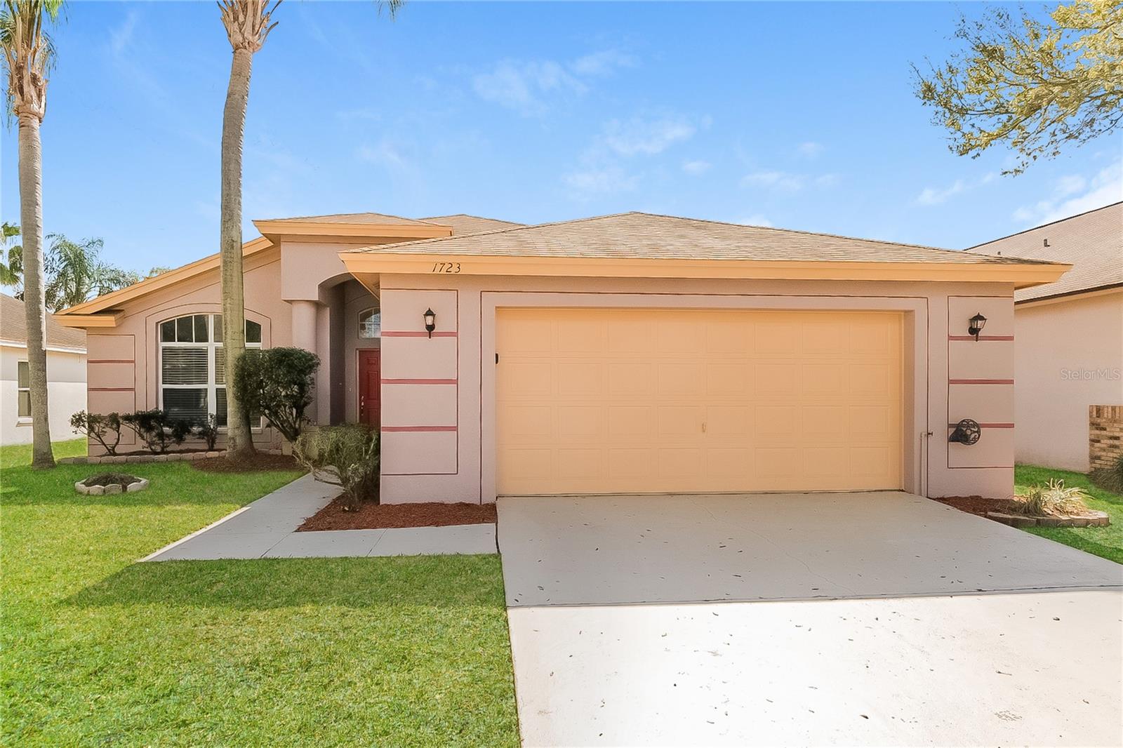 Single Family Residence em BRANDON, FL - Daniel Dourado