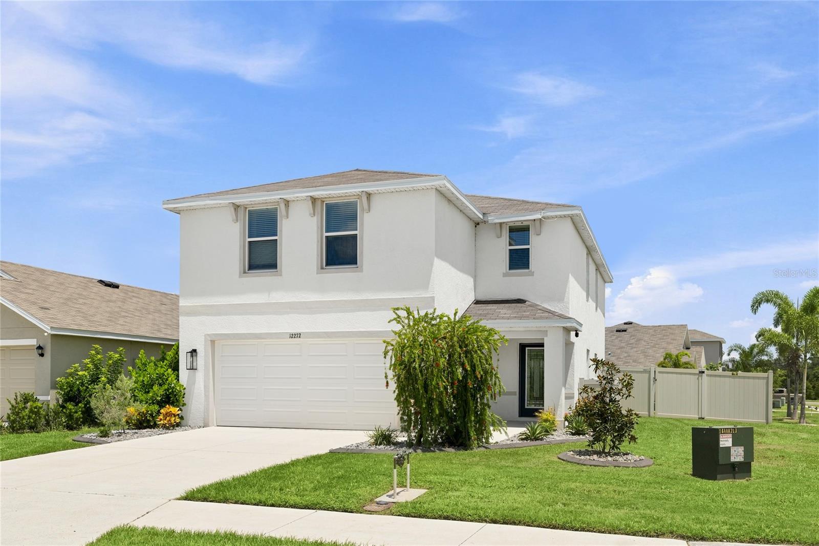 Single Family Residence in PARRISH, FL - Daniel Dourado