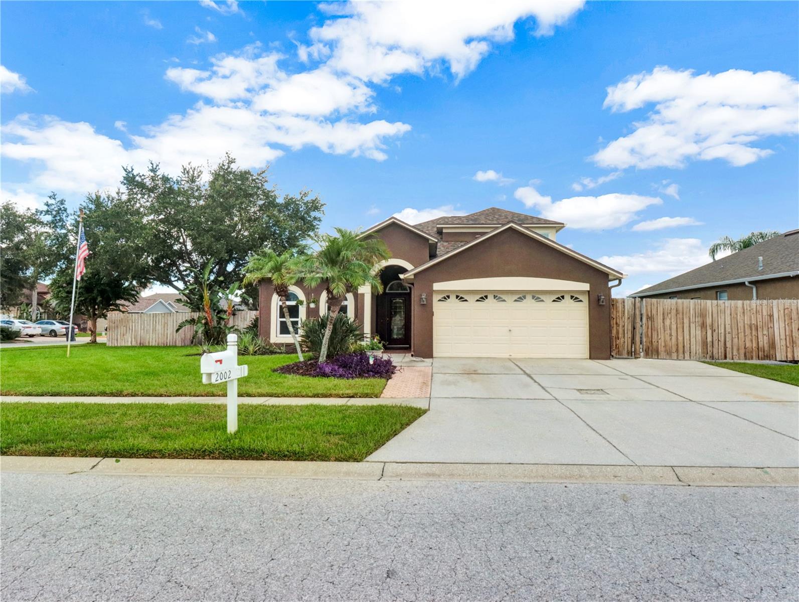 Single Family Residence em BRANDON, FL - Daniel Dourado