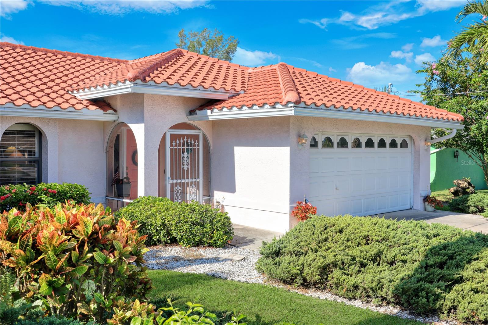 Single Family Residence em CAPE CORAL, FL - Daniel Dourado