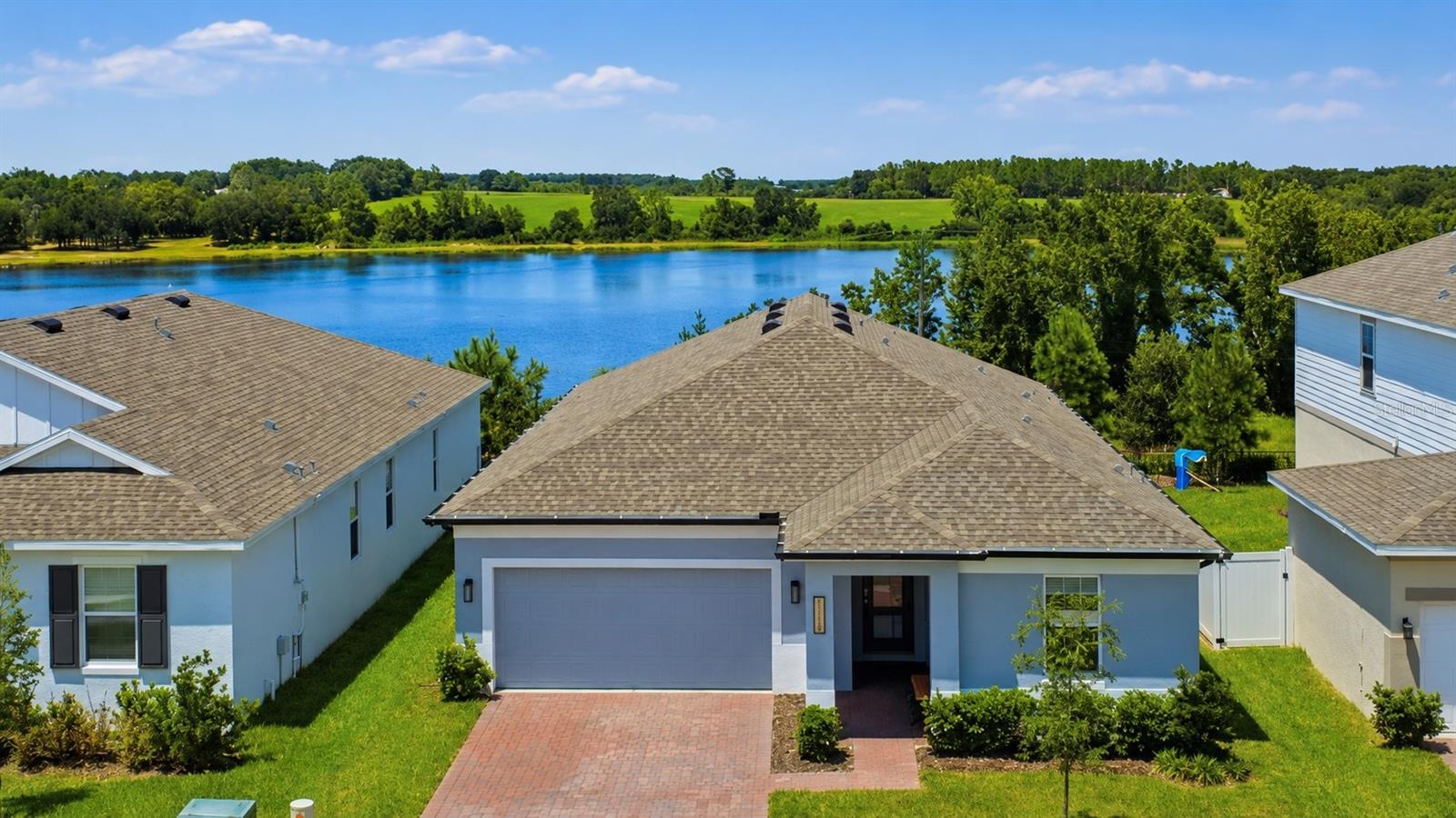 Single Family Residence em GROVELAND, FL - Daniel Dourado