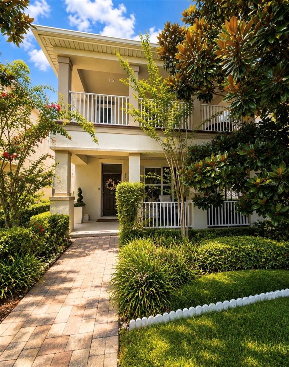 Single Family Residence in WINDERMERE, FL - Daniel Dourado