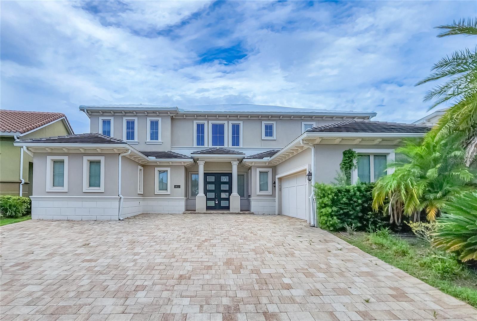 Single Family Residence in ORLANDO, FL - Daniel Dourado