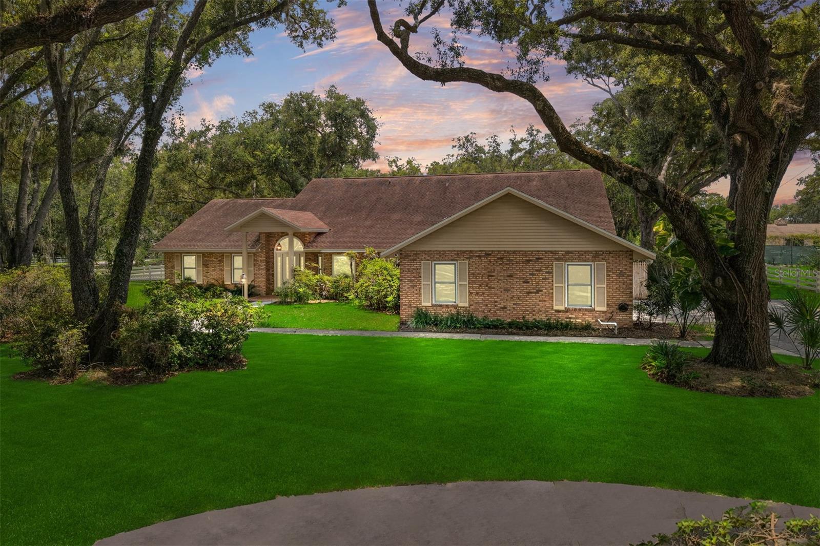 Single Family Residence em KISSIMMEE, FL - Daniel Dourado