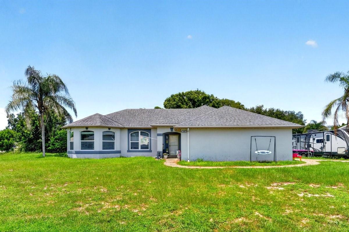 Single Family Residence in DELTONA, FL - Daniel Dourado