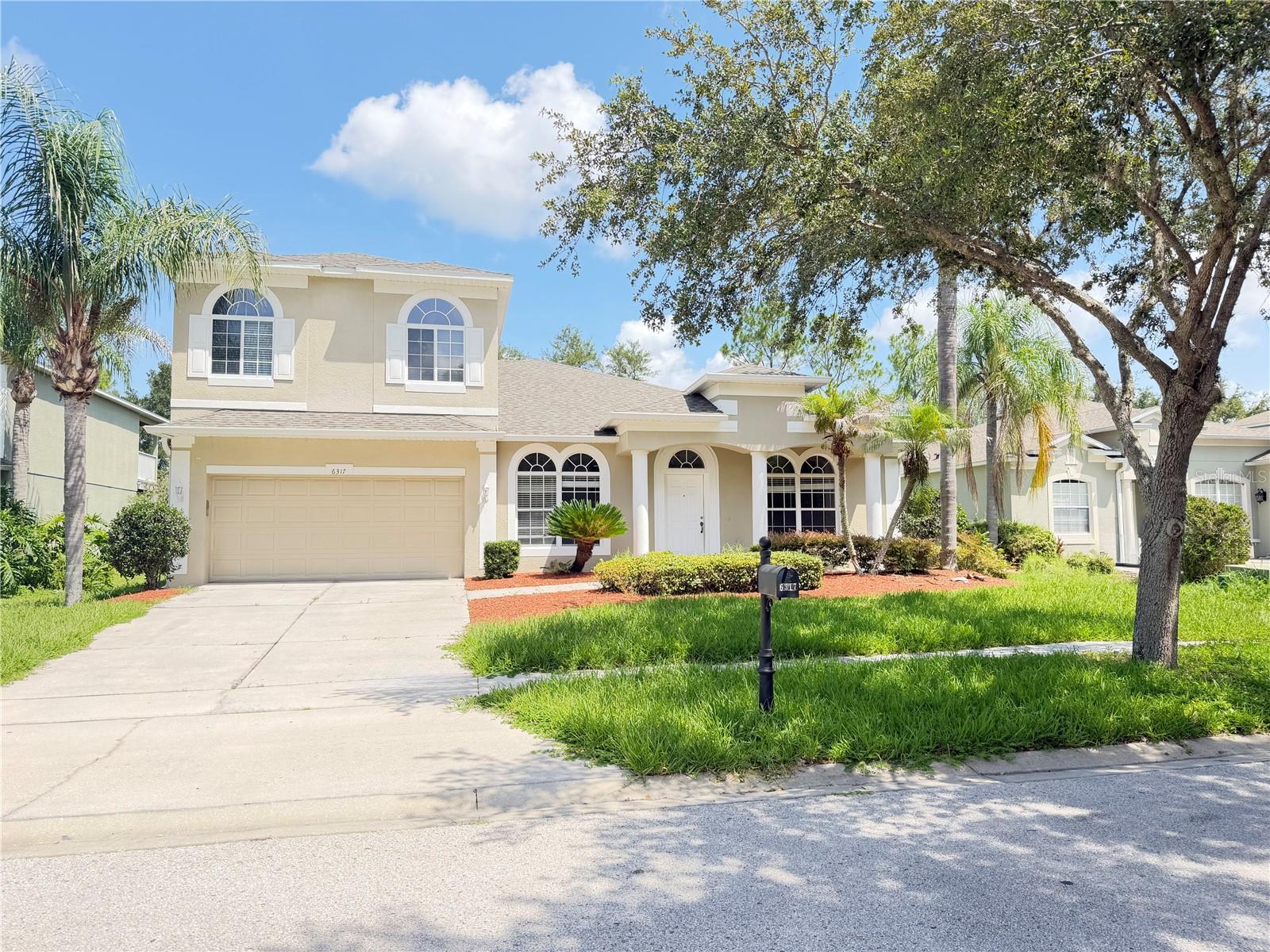 Single Family Residence em MOUNT DORA, FL - Daniel Dourado