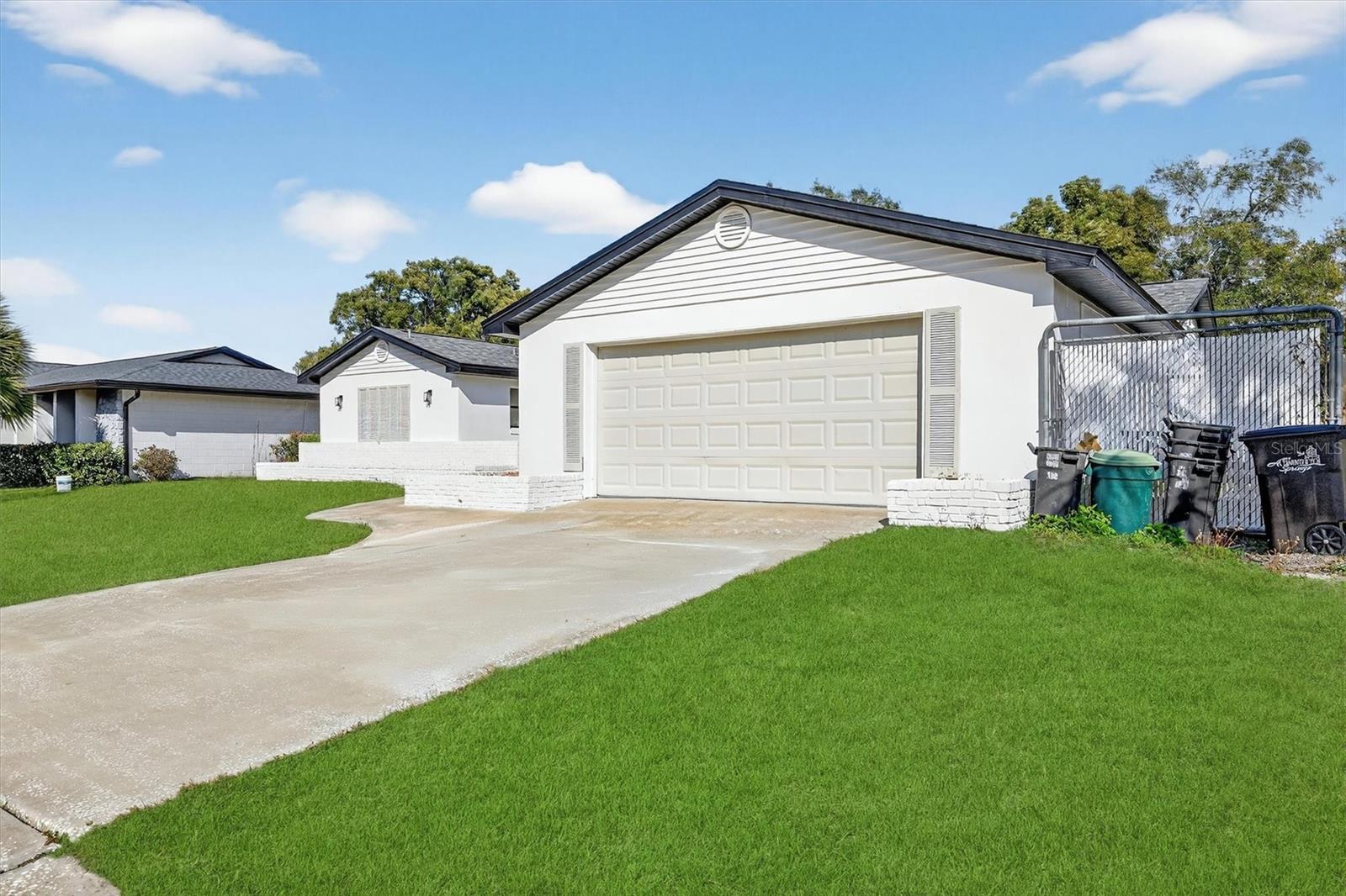 Single Family Residence em ALTAMONTE SPRINGS, FL - Daniel Dourado