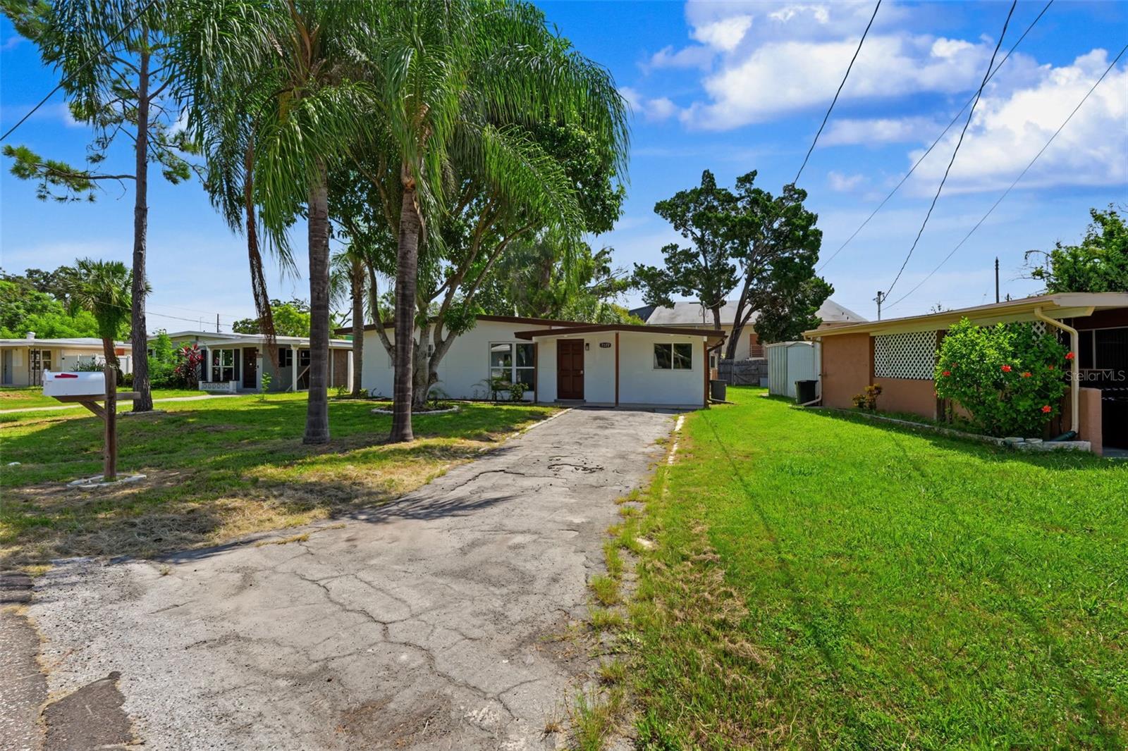 Single Family Residence em NEW PORT RICHEY, FL - Daniel Dourado