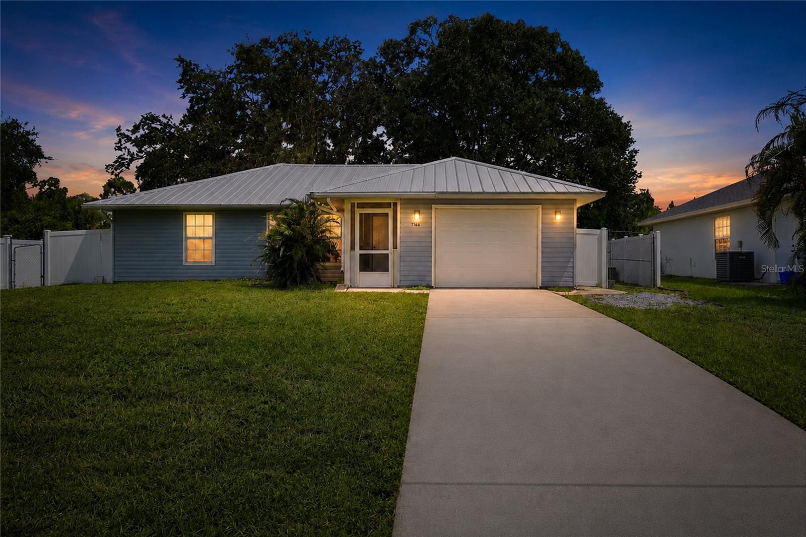 Single Family Residence em NORTH PORT, FL - Daniel Dourado