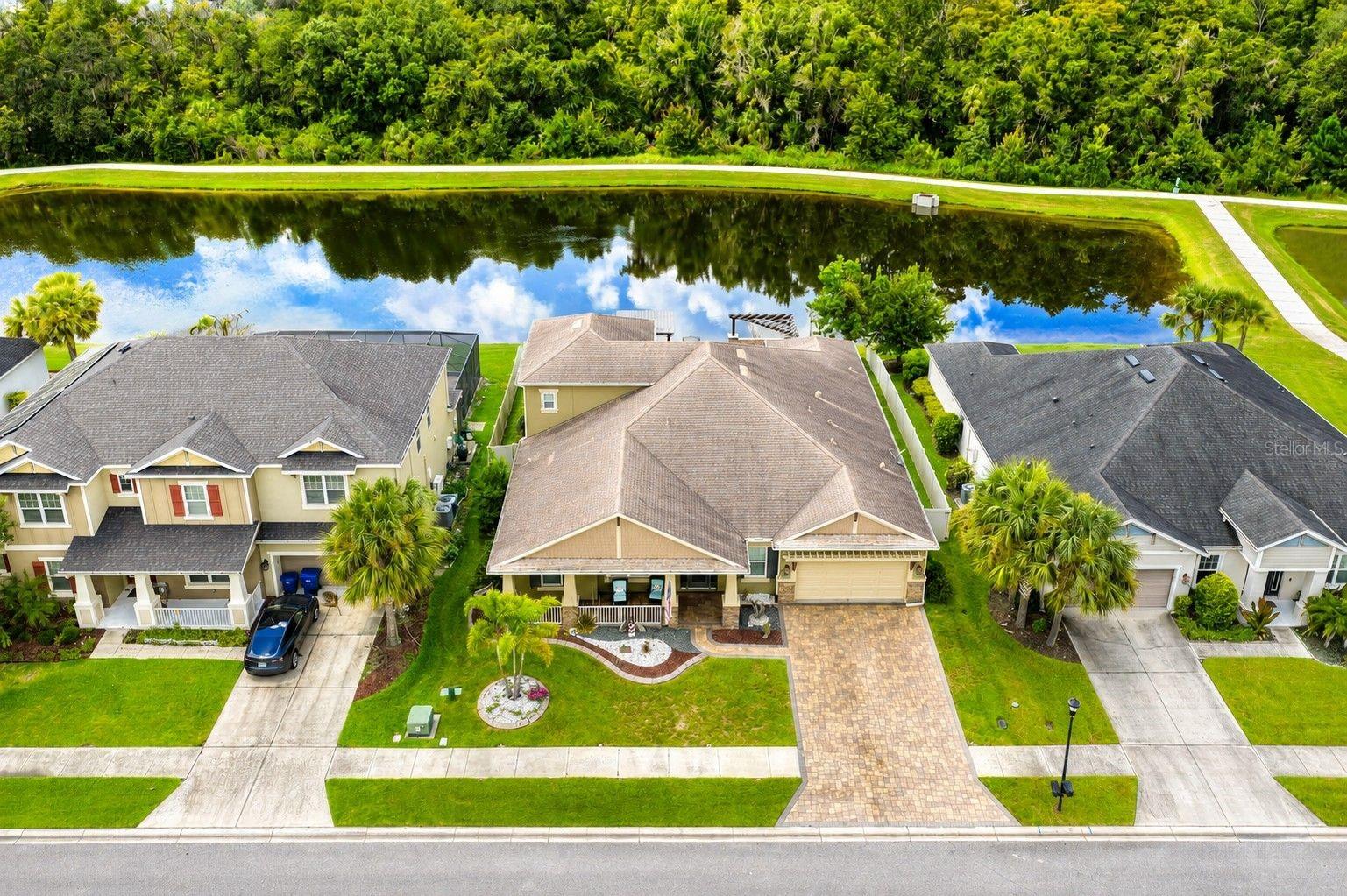 Single Family Residence em WESLEY CHAPEL, FL - Daniel Dourado