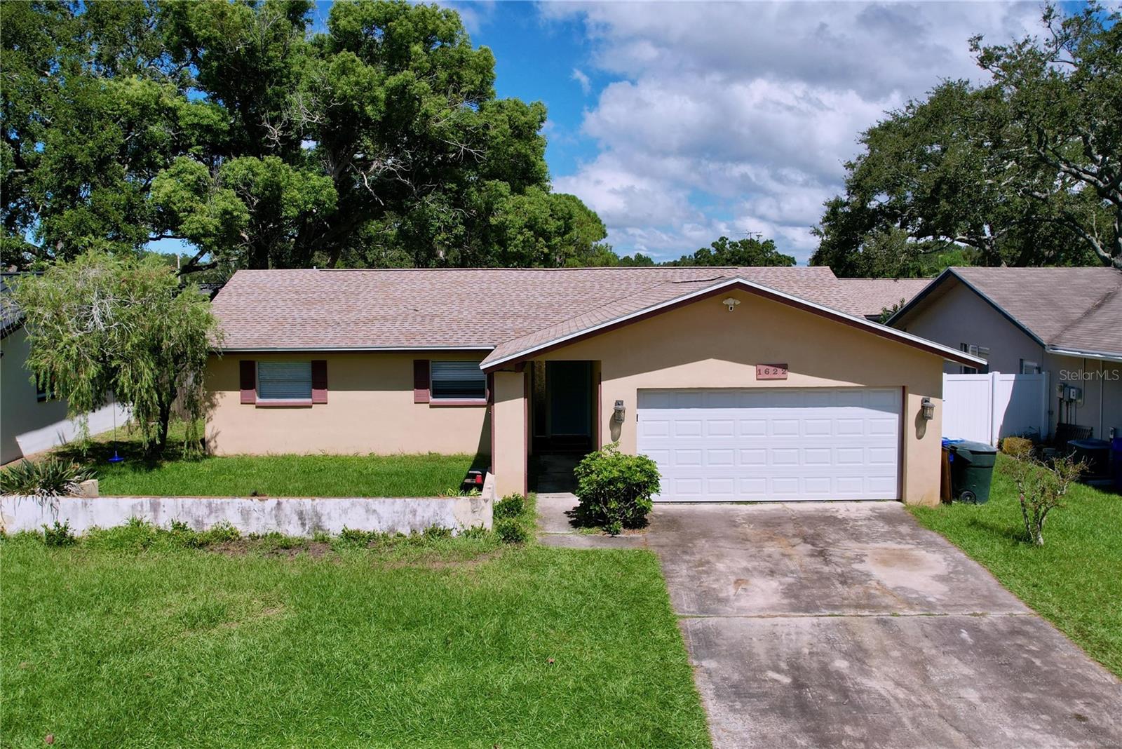 Single Family Residence em DUNEDIN, FL - Daniel Dourado