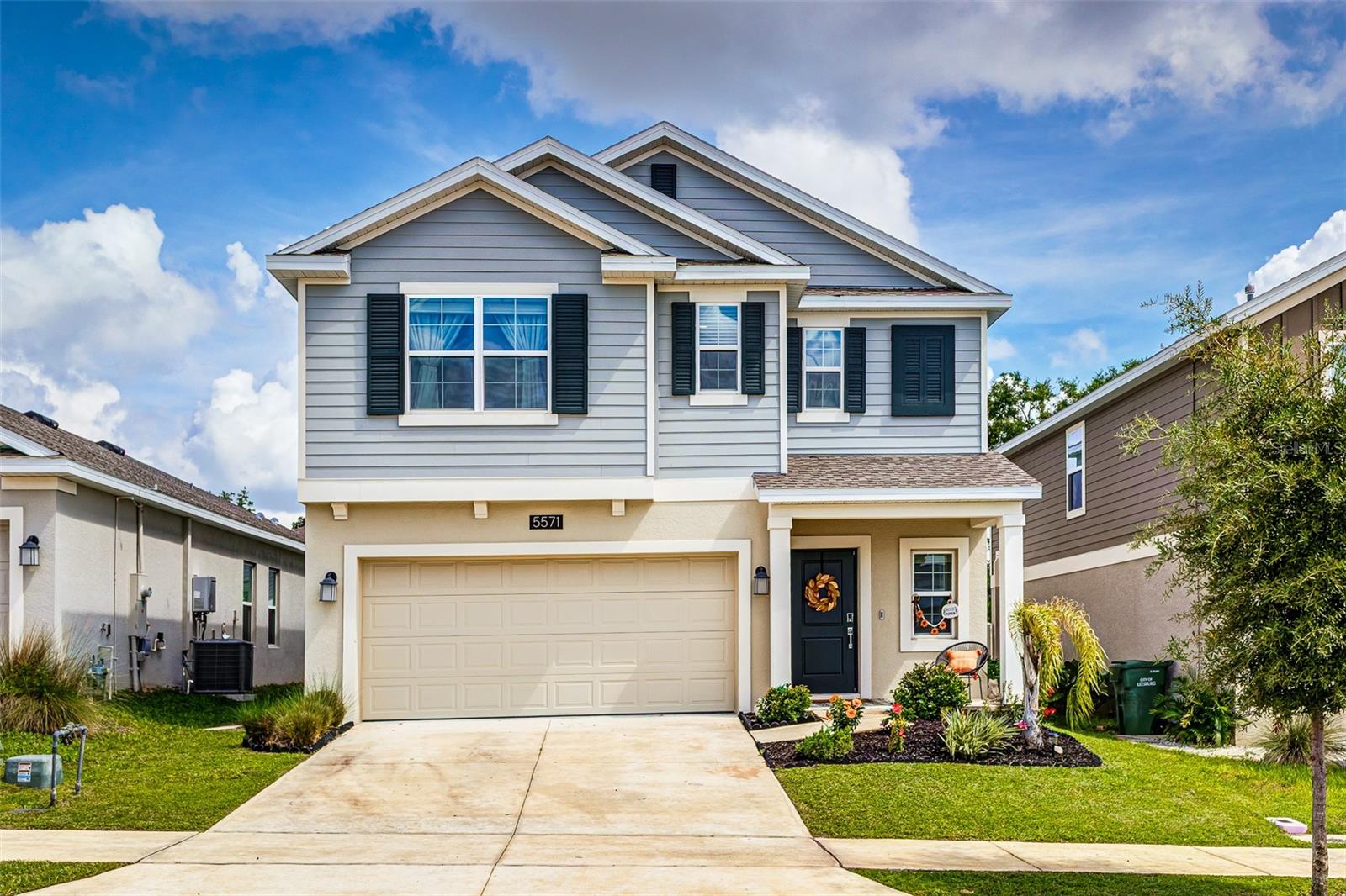 Single Family Residence in LEESBURG, FL - Daniel Dourado