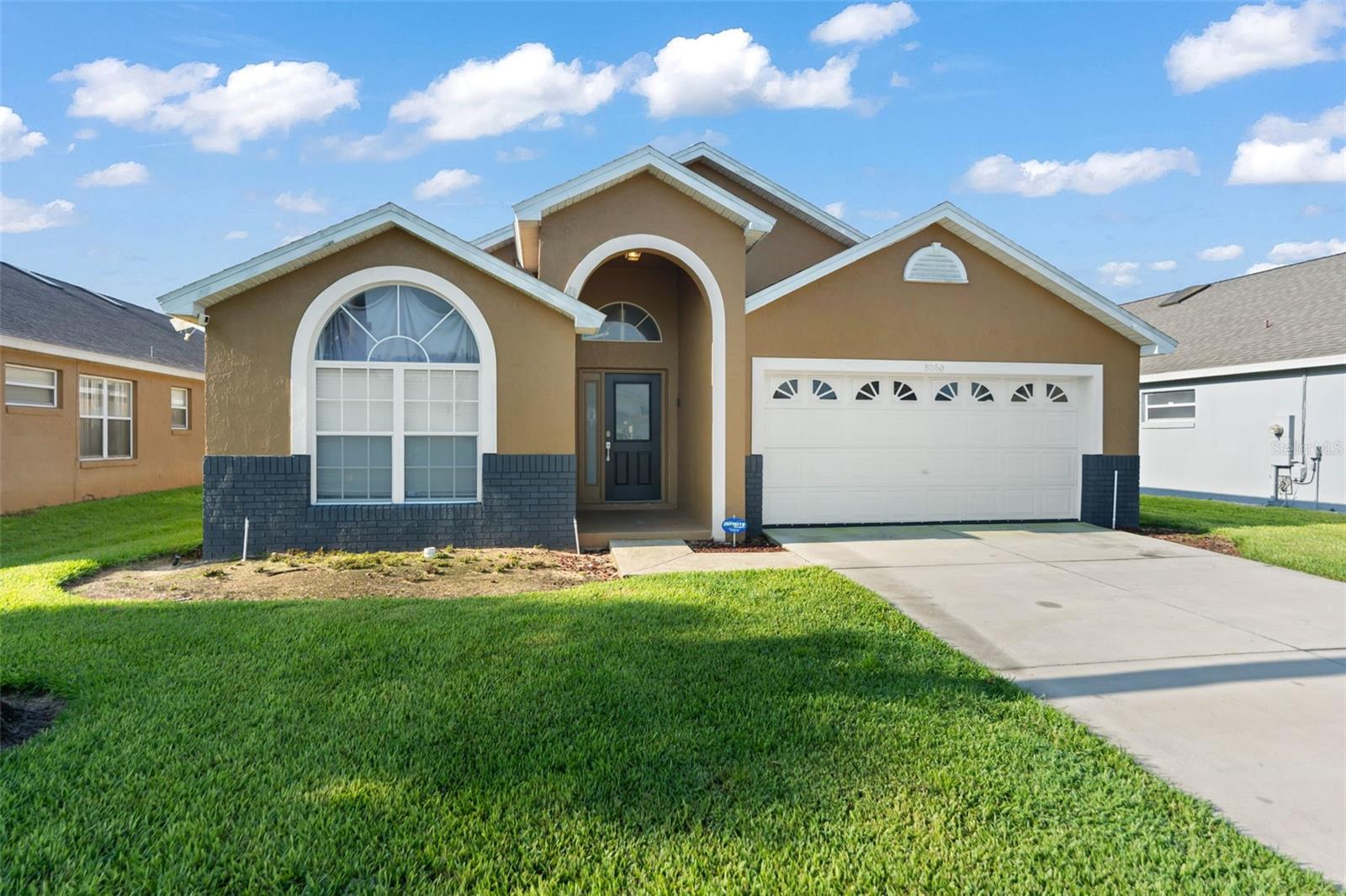 Single Family Residence em KISSIMMEE, FL - Daniel Dourado