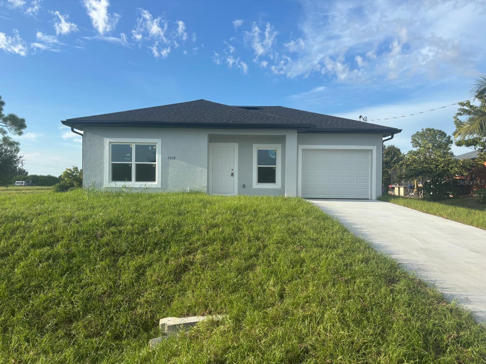 Single Family Residence in LAKE PLACID, FL - Daniel Dourado