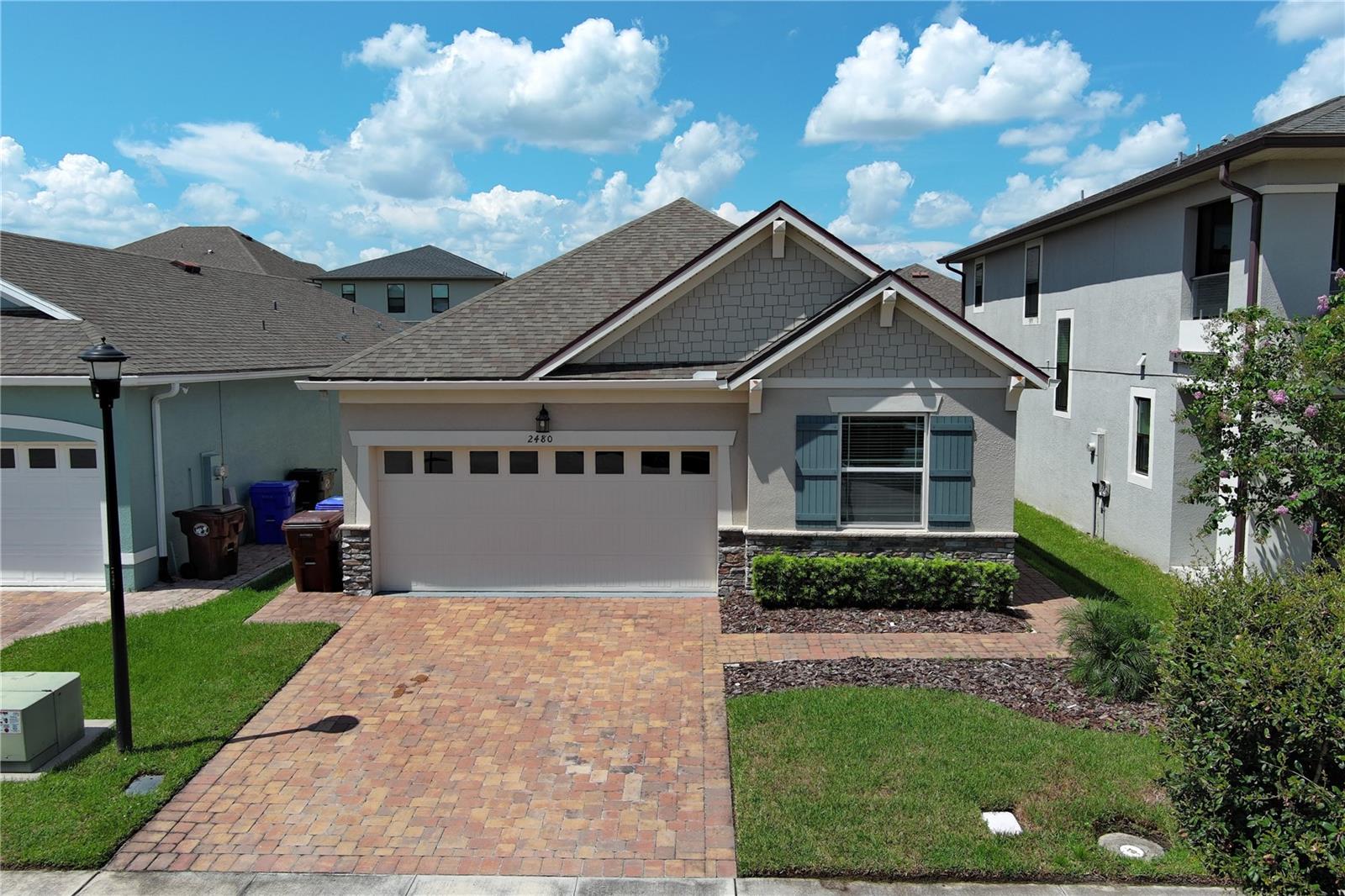 Single Family Residence em KISSIMMEE, FL - Daniel Dourado