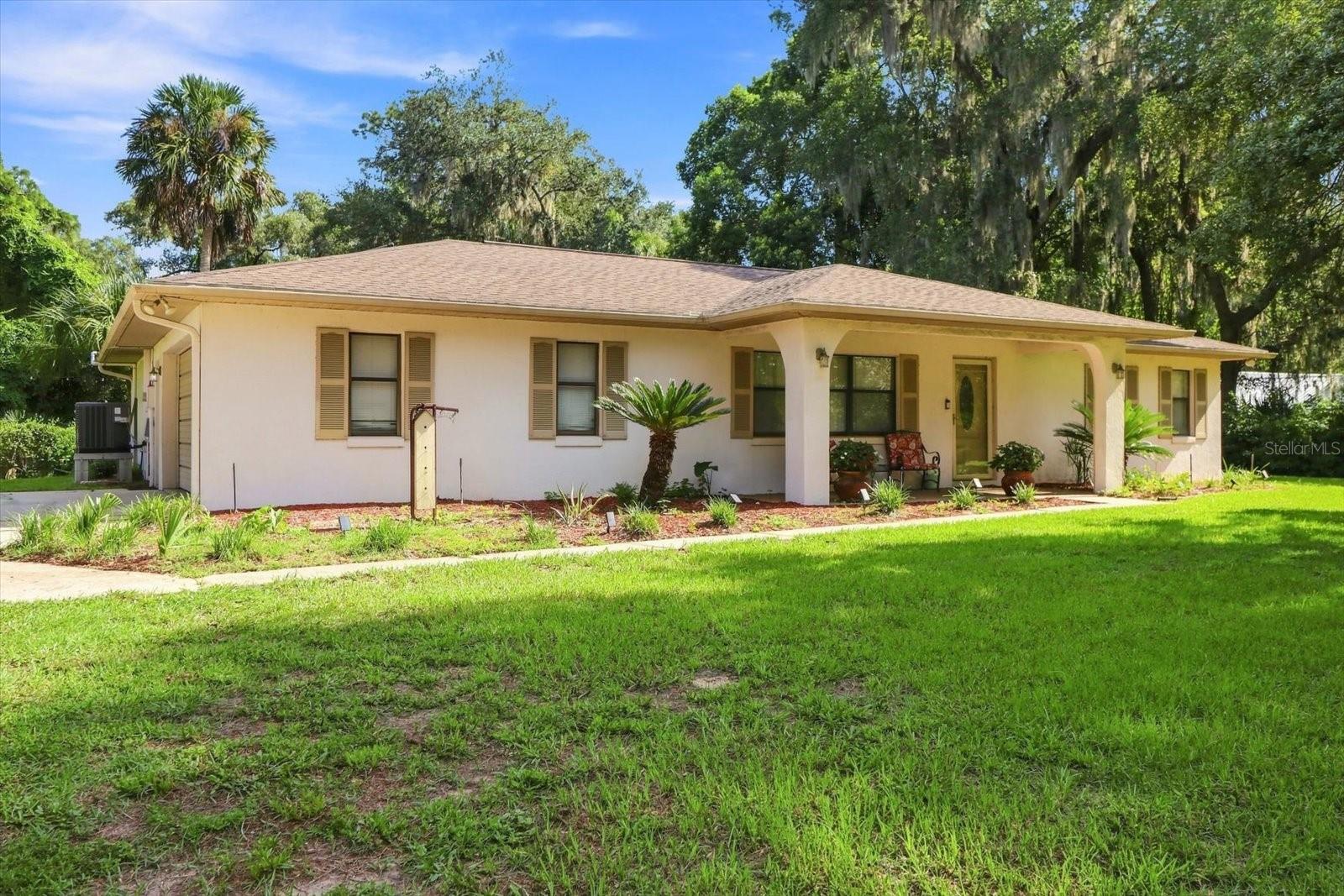 Single Family Residence em CRYSTAL RIVER, FL - Daniel Dourado