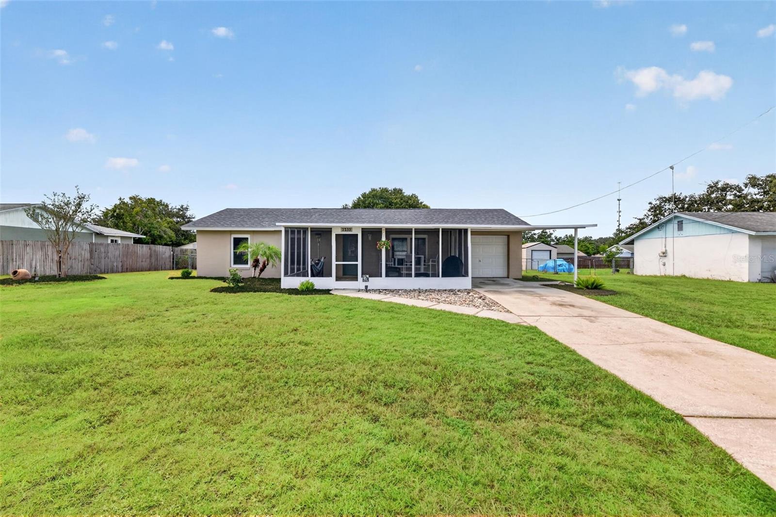 Single Family Residence em LADY LAKE, FL - Daniel Dourado