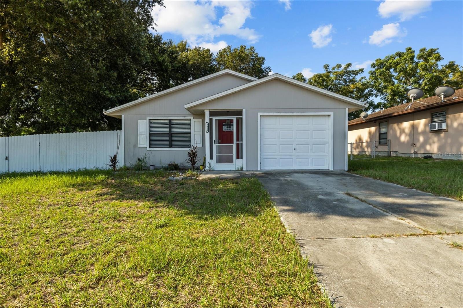 Single Family Residence em SEBRING, FL - Daniel Dourado