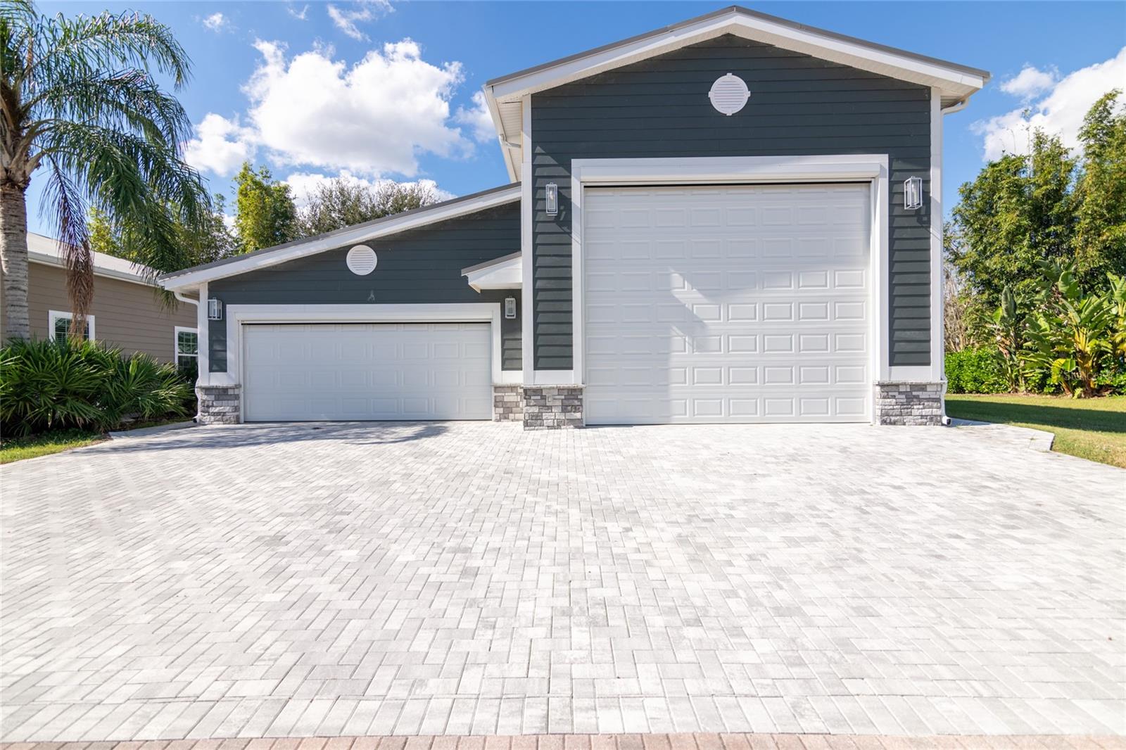 Garage Condo em LAND O LAKES, FL - Daniel Dourado