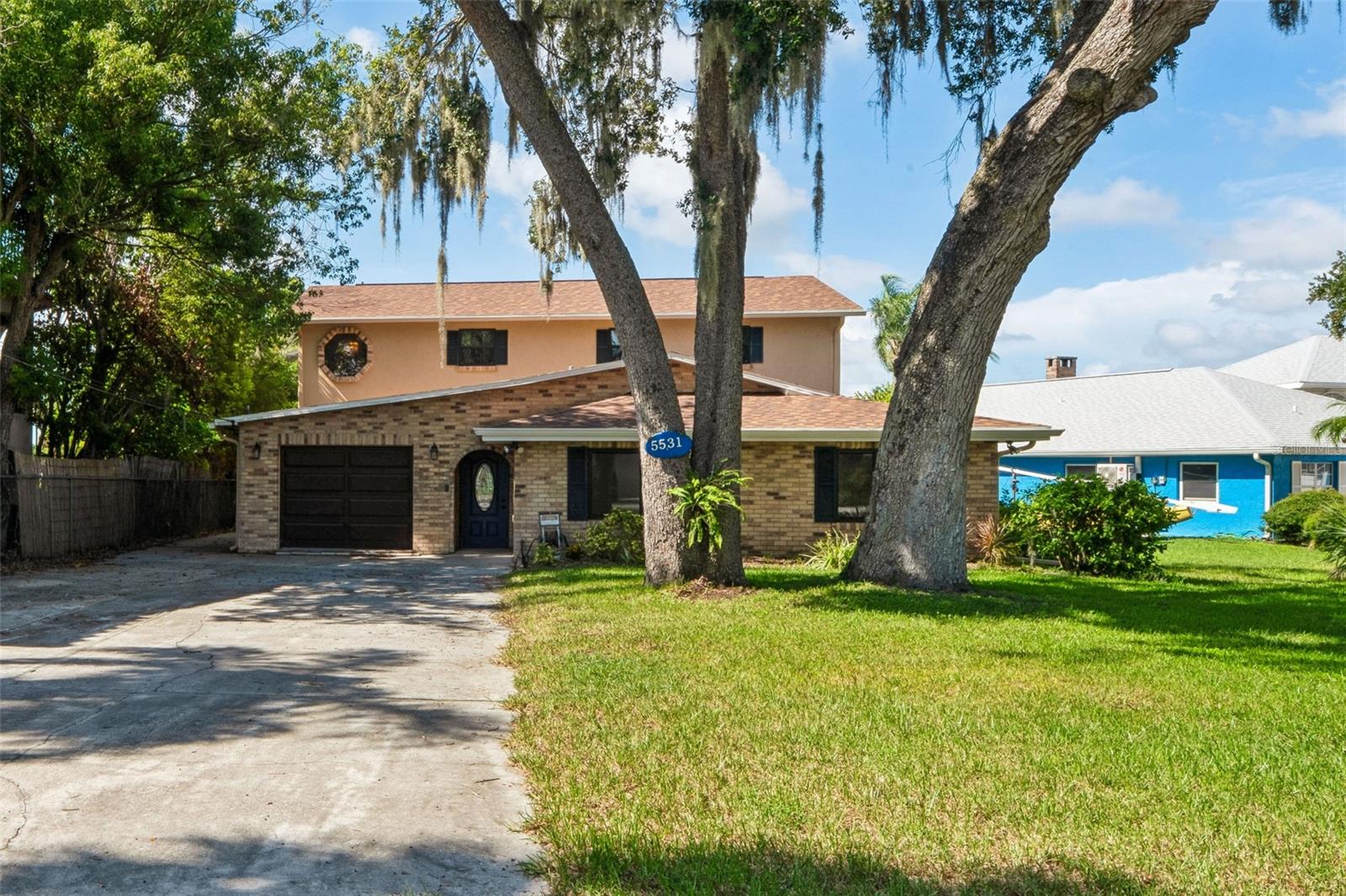 Single Family Residence em NEW PORT RICHEY, FL - Daniel Dourado