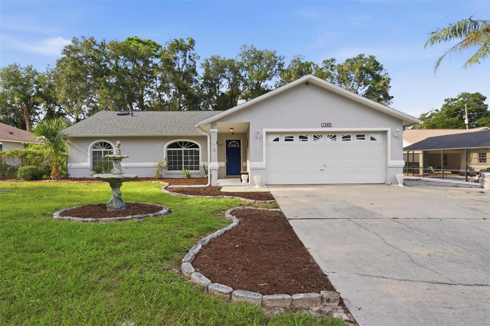 Single Family Residence in DELAND, FL - Daniel Dourado