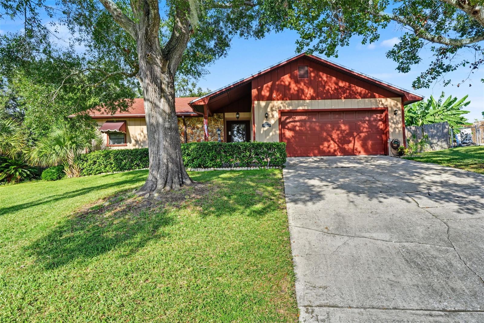 Single Family Residence em LAKELAND, FL - Daniel Dourado
