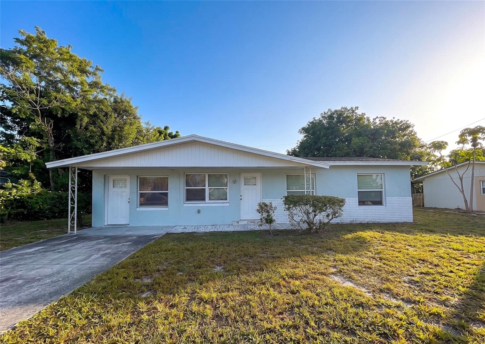 Single Family Residence in STUART, FL - Daniel Dourado