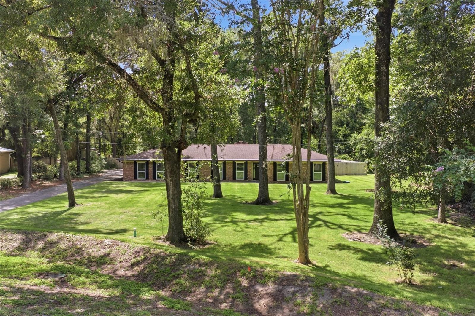 Single Family Residence em GAINESVILLE, FL - Daniel Dourado
