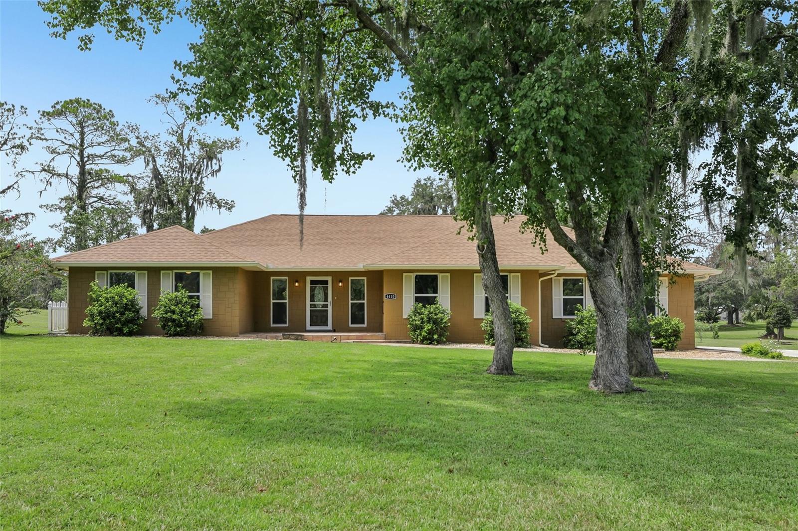 Single Family Residence em OCALA, FL - Daniel Dourado