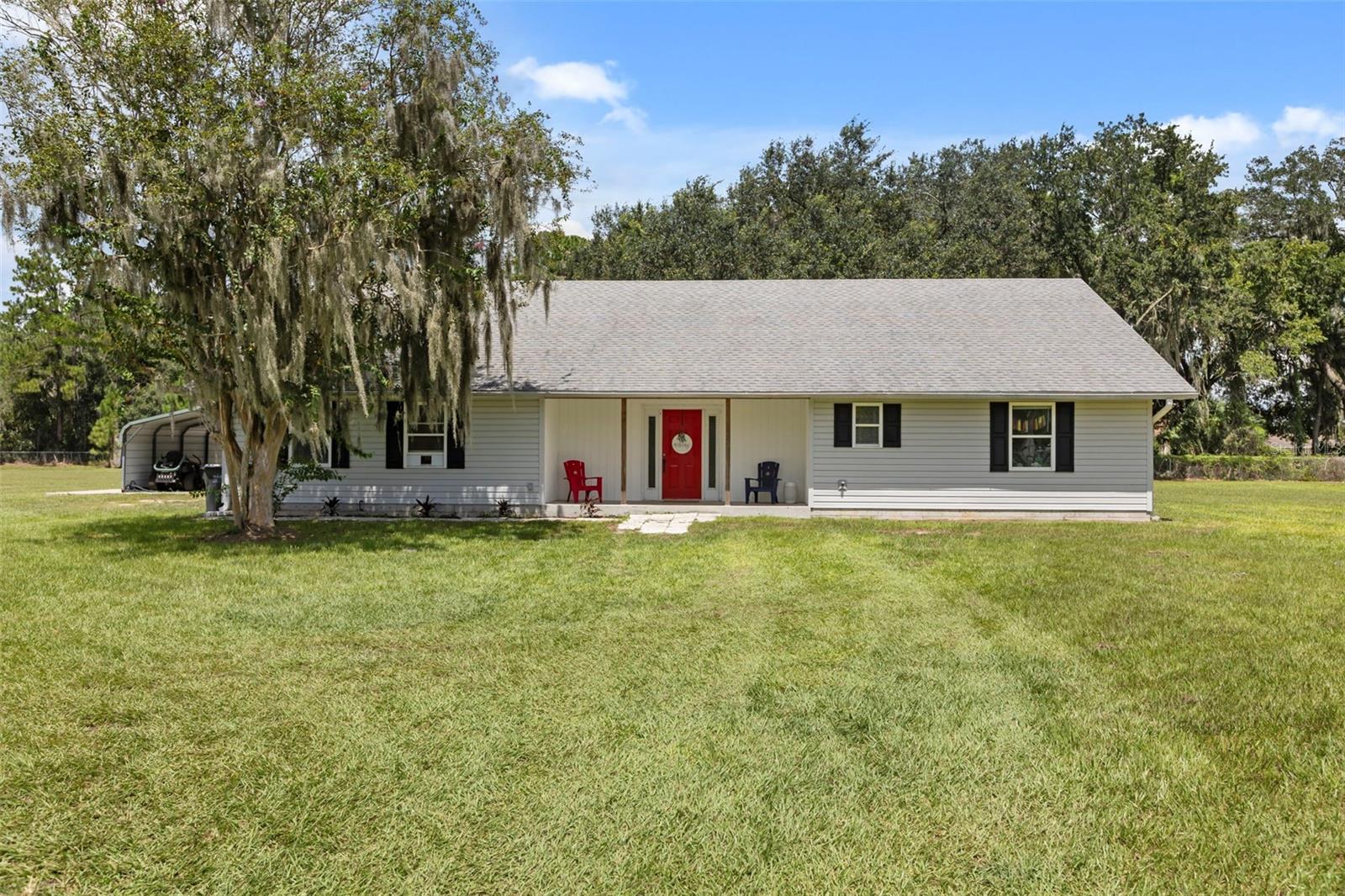 Single Family Residence em PLANT CITY, FL - Daniel Dourado