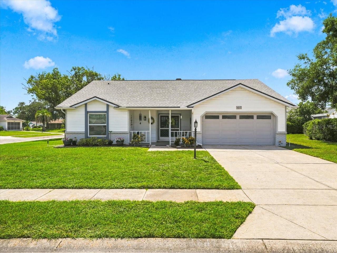 Single Family Residence em NEW PORT RICHEY, FL - Daniel Dourado