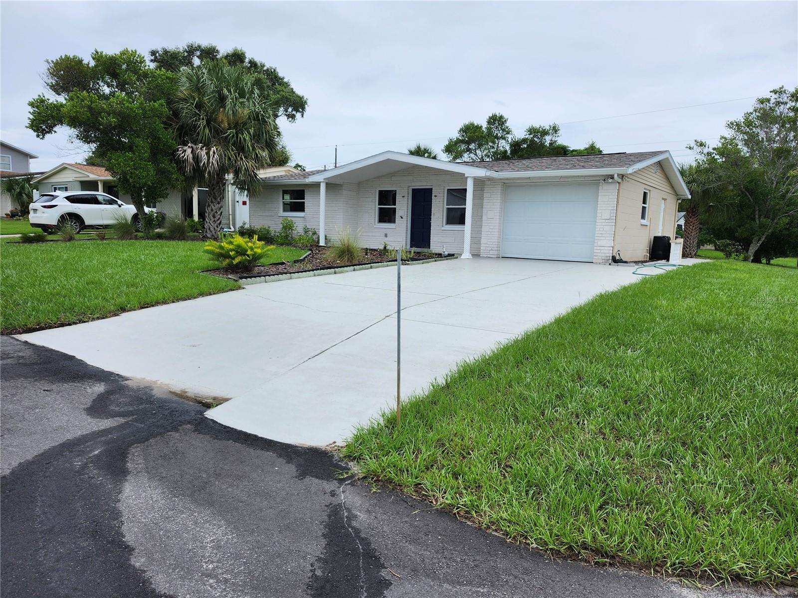 Single Family Residence em NEW PORT RICHEY, FL - Daniel Dourado