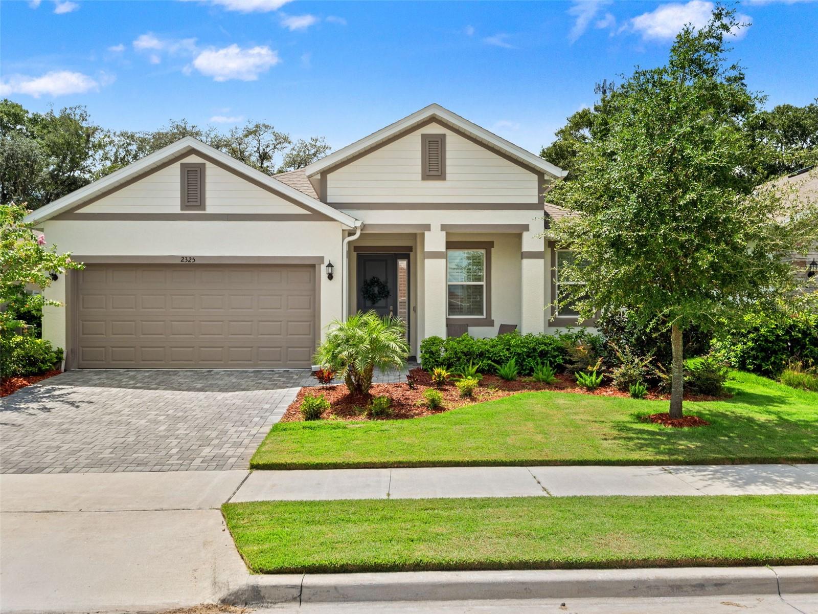 Single Family Residence em MOUNT DORA, FL - Daniel Dourado