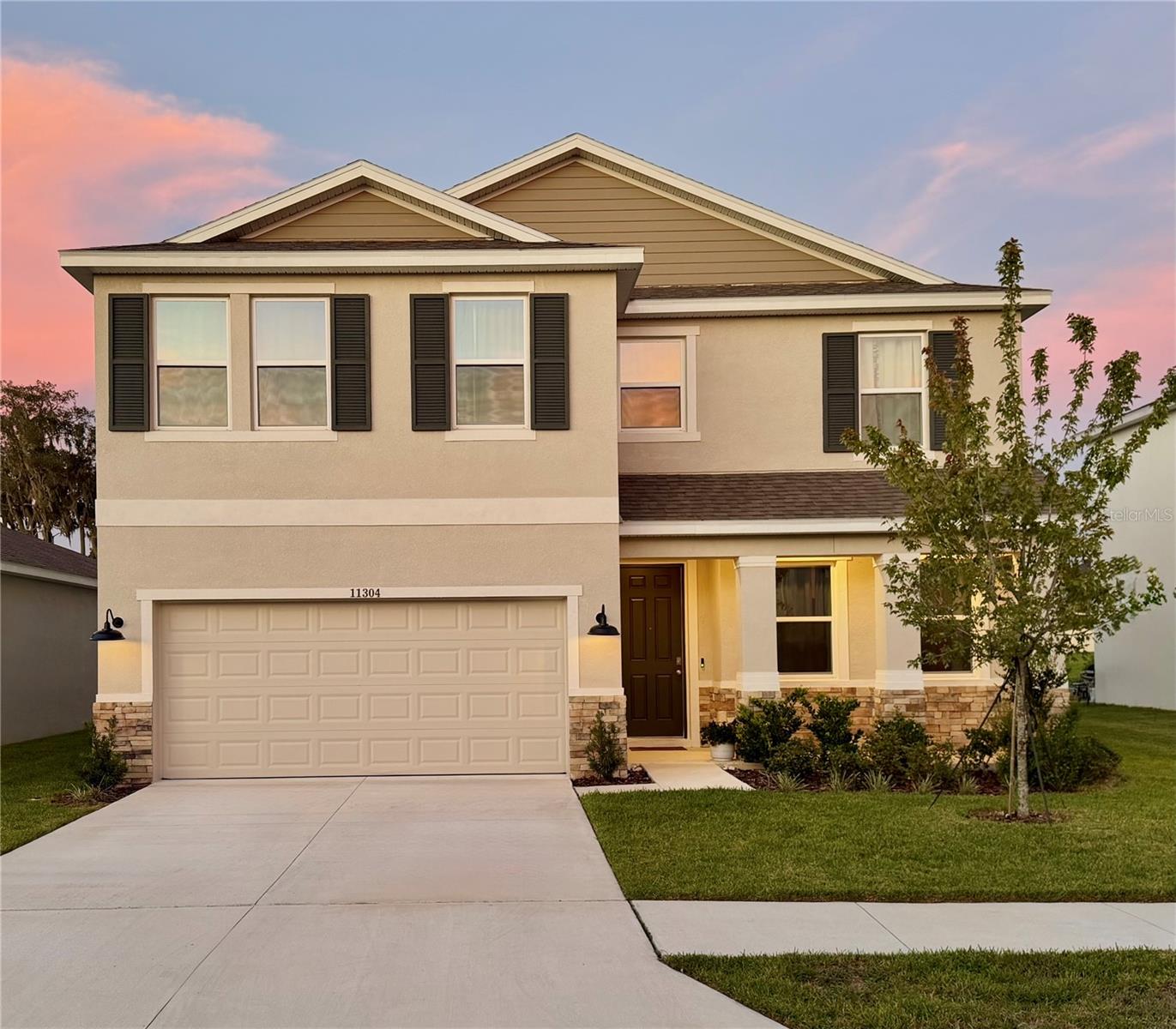 Single Family Residence in SAN ANTONIO, FL - Daniel Dourado