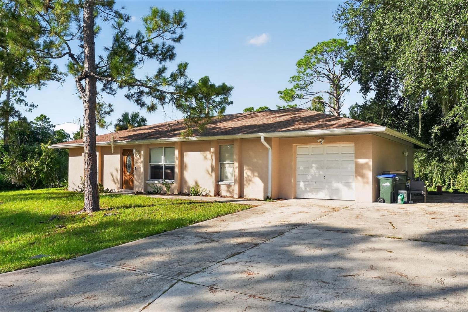 Single Family Residence in NORTH PORT, FL - Daniel Dourado