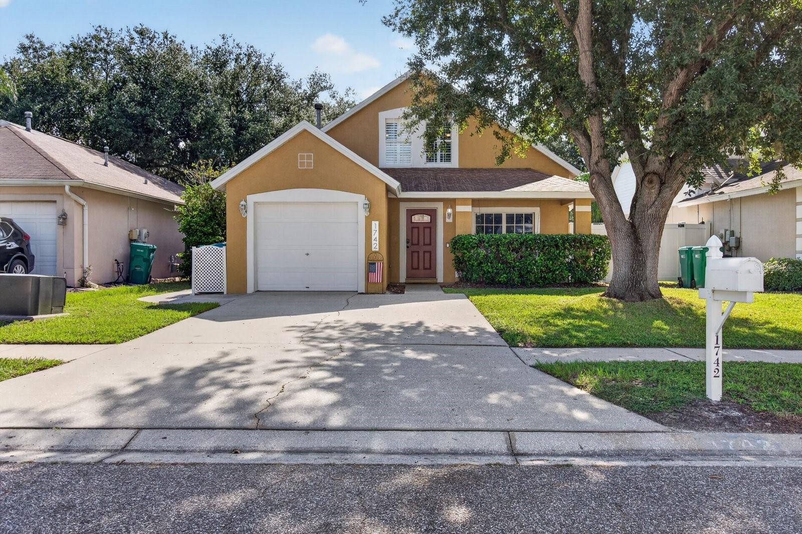 Single Family Residence em NEW PORT RICHEY, FL - Daniel Dourado