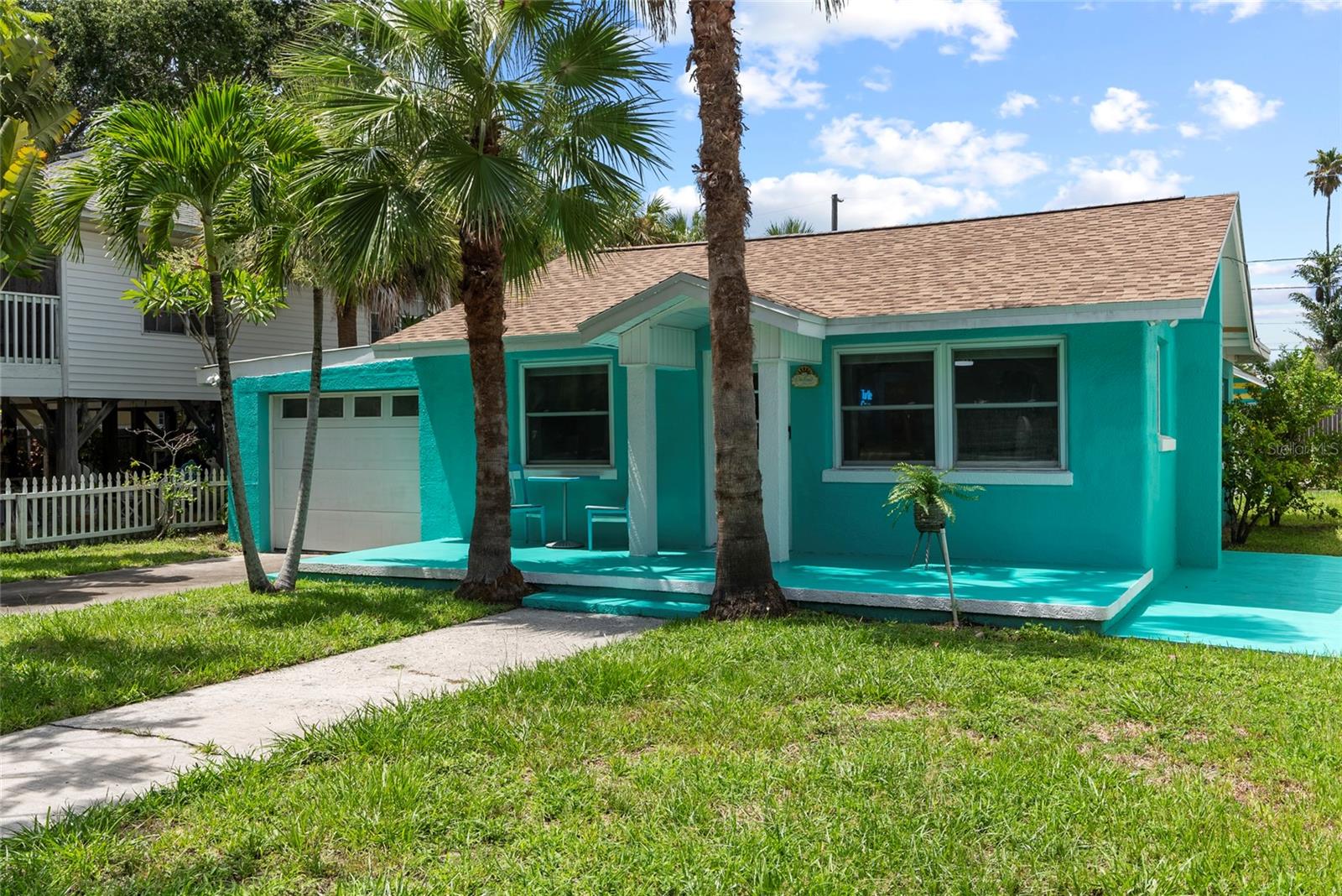 Single Family Residence em INDIAN ROCKS BEACH, FL - Daniel Dourado